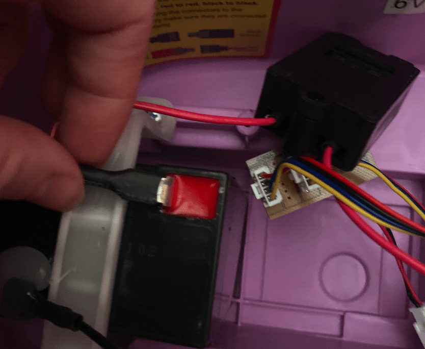 Battery Connection on the Kidzone bumer car